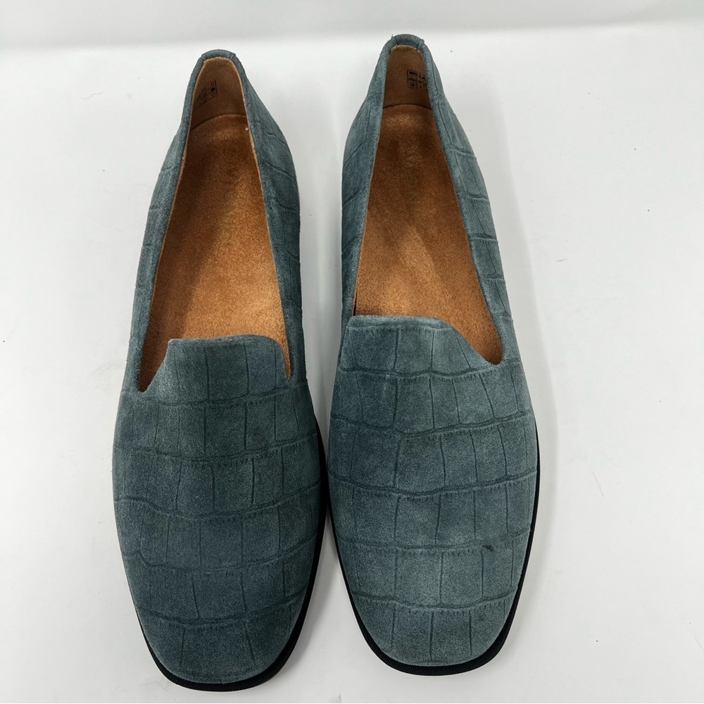 Vionic Textured Blue Loafers - Picture 5 of 10